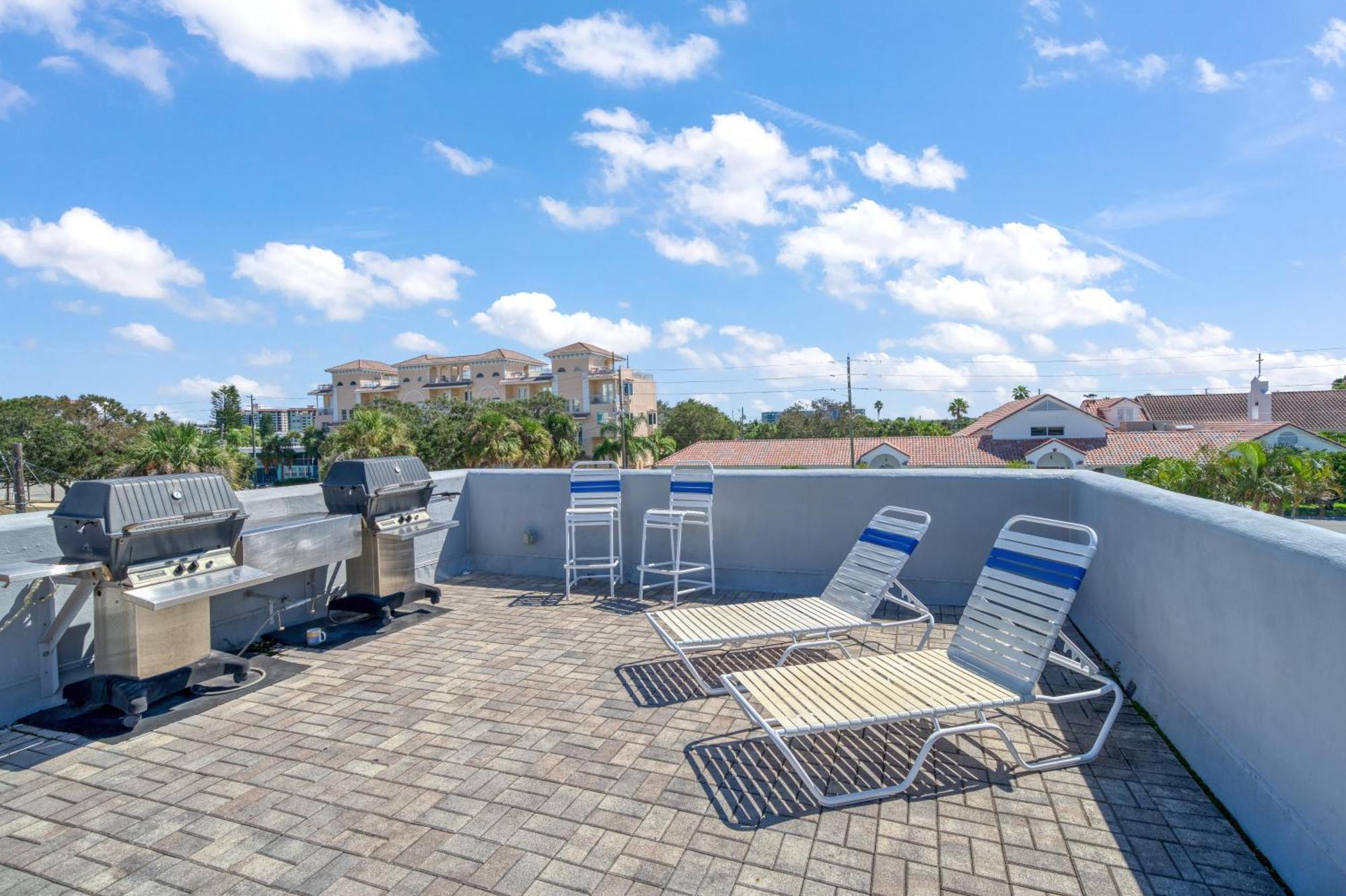 Camelot Beach Suites Clearwater Beach Exteriör bild
