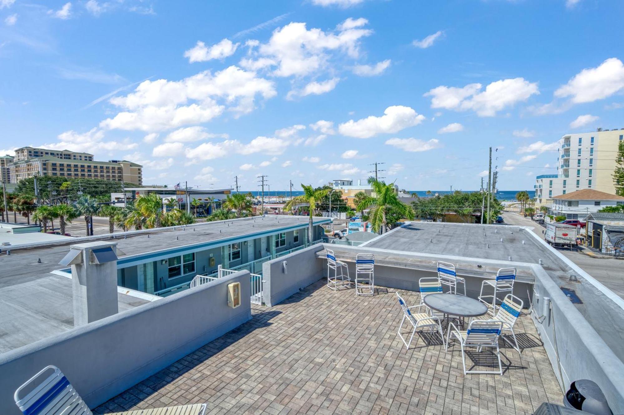 Camelot Beach Suites Clearwater Beach Exteriör bild