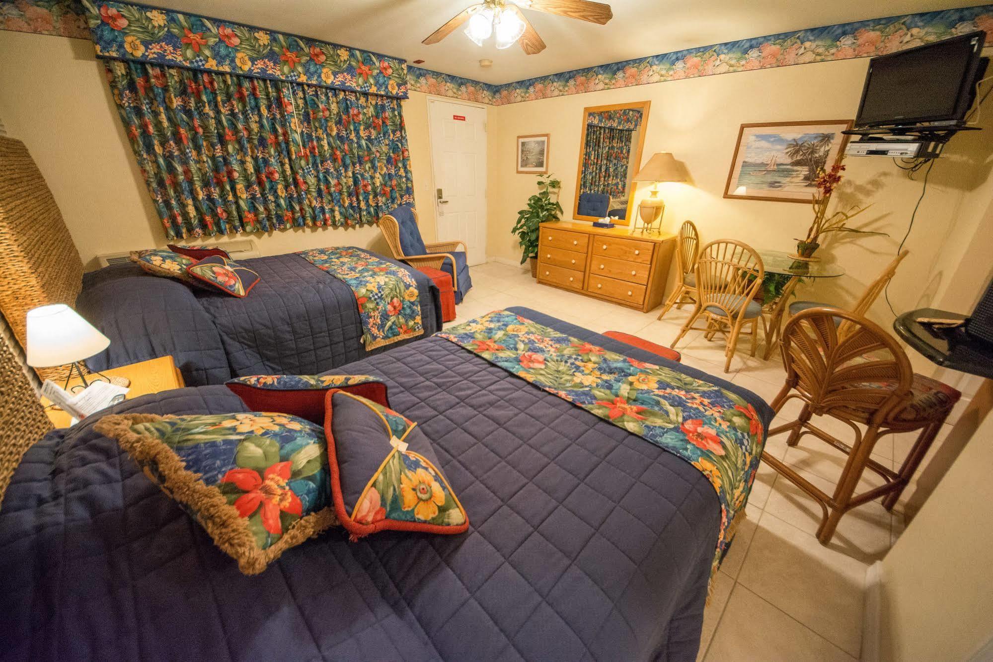 Camelot Beach Suites Clearwater Beach Exteriör bild